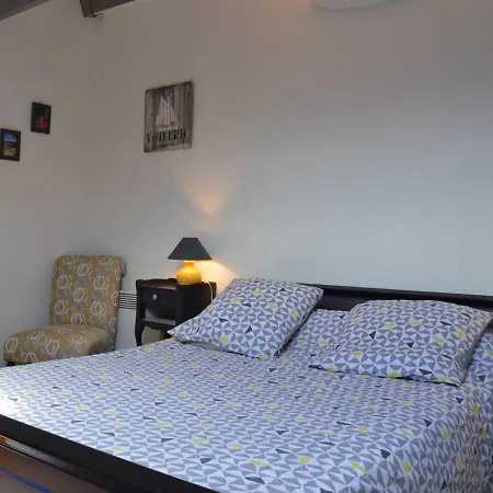 Appt 2 Pieces, Mezzanine, Piscine, Tennis - Saint Pierre La - Fr-1-229d-95 Apartment *